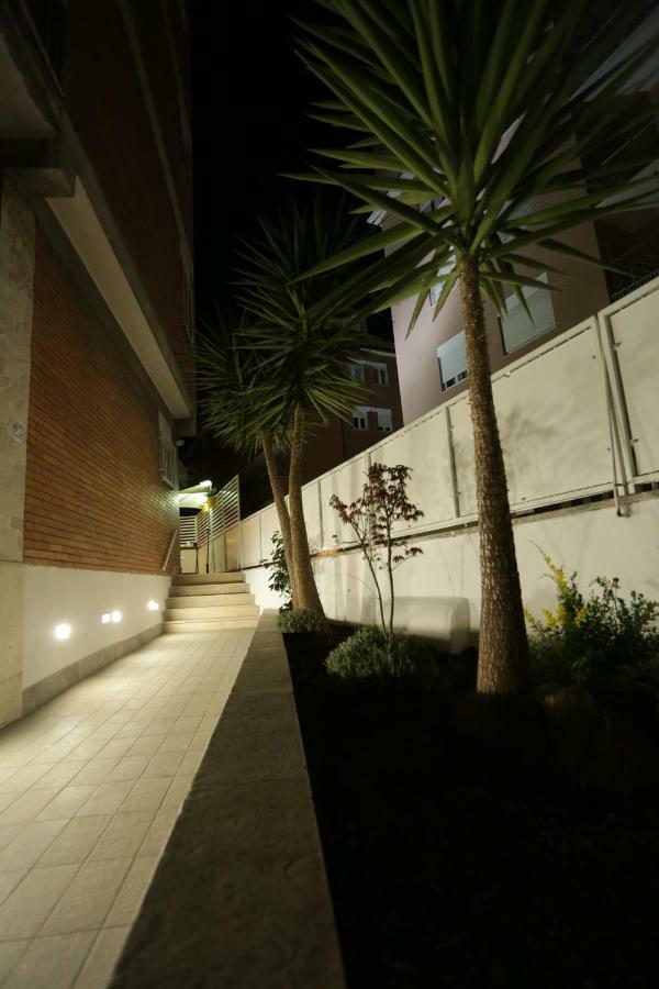 Italian Dream Apartment โรม ภายนอก รูปภาพ